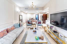 Upgraded Corner Townhouse with Rooftop Terrace