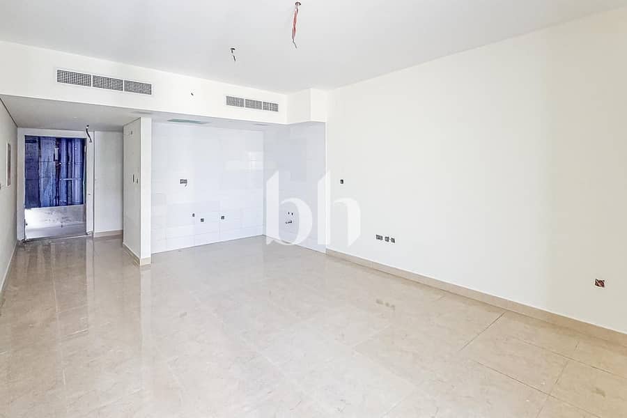 Balcony | Mid Floor | Spacious | Handover Soon - Image 5