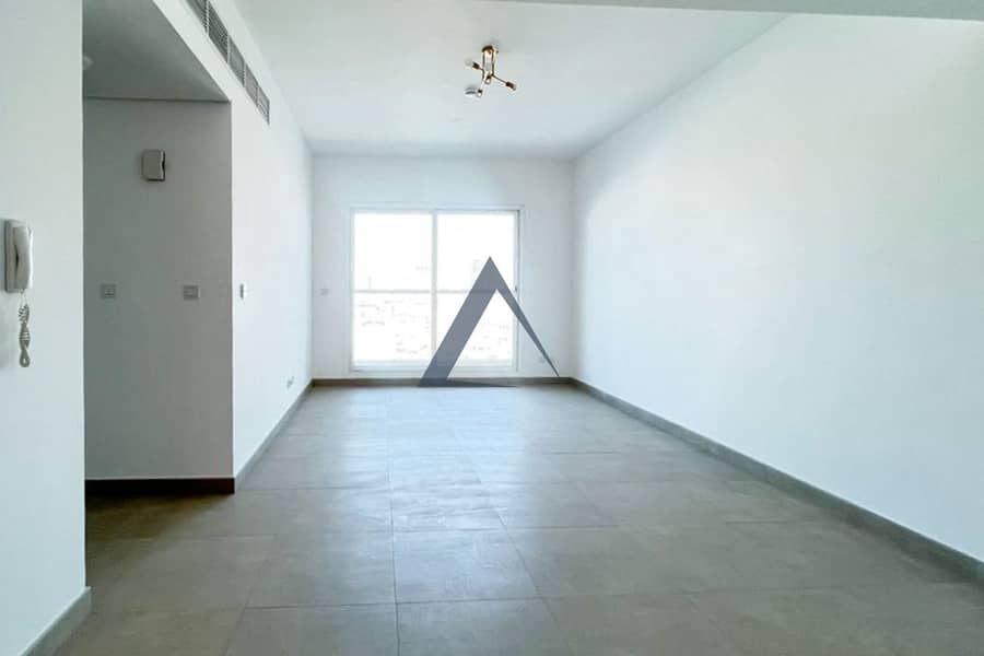 Spacious 2BR | Ready to Move | Prime Location