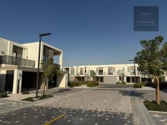 3BR Villa I Single Row I Brand New I Maids Room