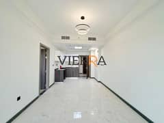 VACANT | ONE BEDROOM | BRIGHT APARTMENT