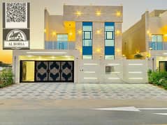 للإيجار فيلا فخمة في الحليو 2 – عجمان فيلا مميزة بمساحات واسعة وتشطيبات راقية، مناسبة للسكن العائلي