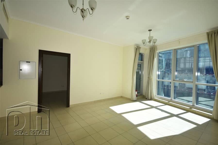 Chiller Free- Low Floor - Bright & Spacious 1 Bed