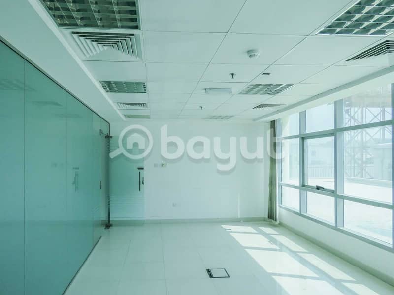 office with glasses partition  for rent