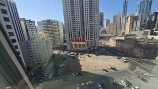 شقة 3 غرف وصالة مع بلكونة في المجاز 2، مساحات راقية وباركينغ متاح وتصميم عائلي مريح