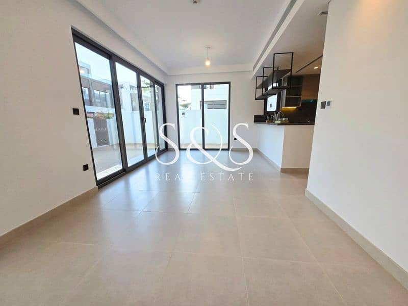 5BR+Study | Upgraded Unit | Solar Panels Installed