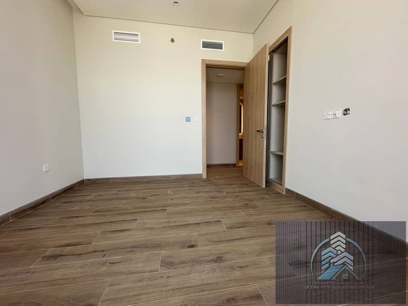 Luxury brand new 3bedroom 3bath rent 150 k