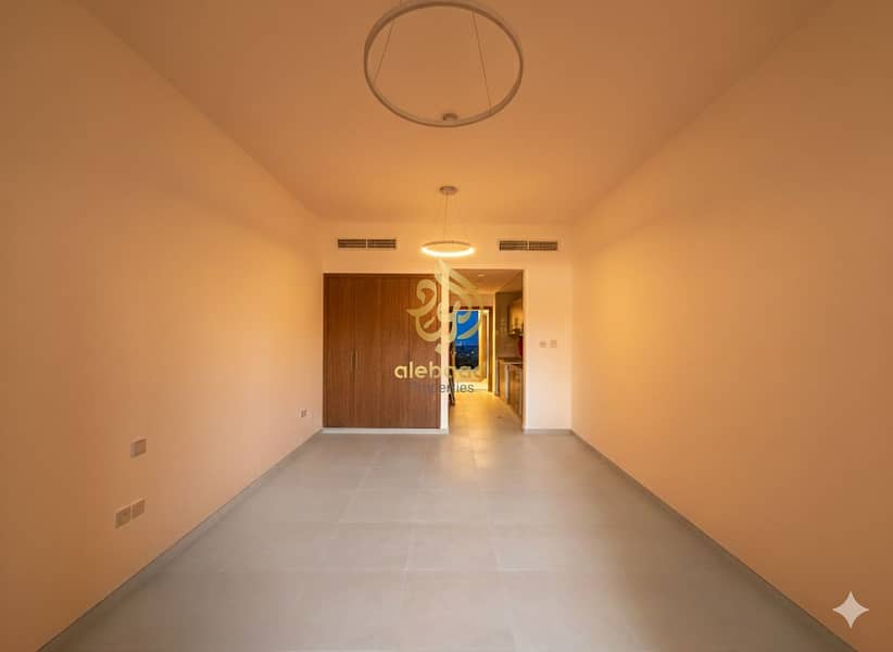 Brand New | Limited Inventory | 1-4 Cheques - Image 9