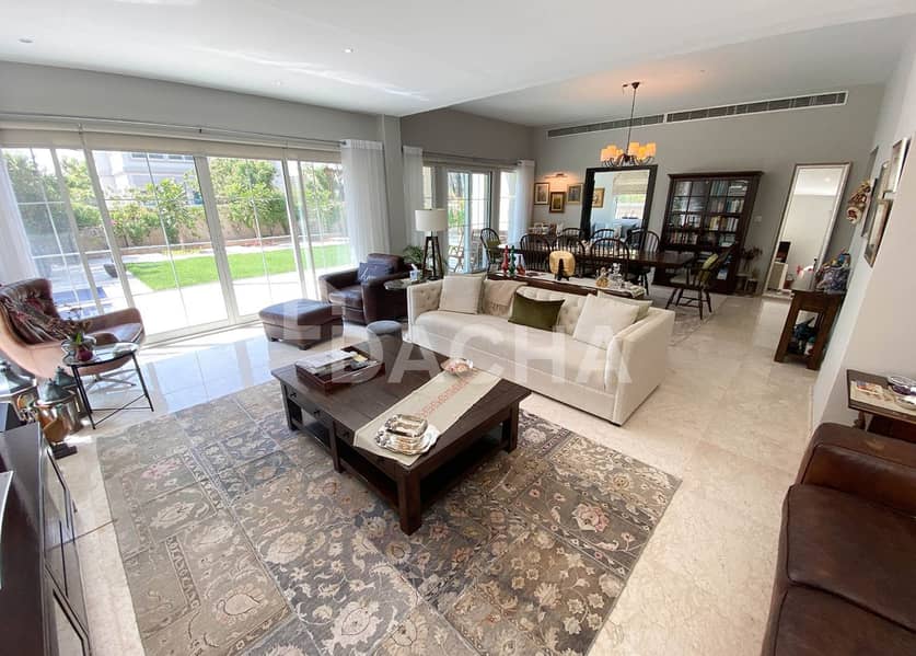EXCLUSIVE / Rare 3Br + Study / Side Extension | Bayut.com