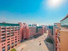 Spacious Studio Close to Metro - Vacant Soon