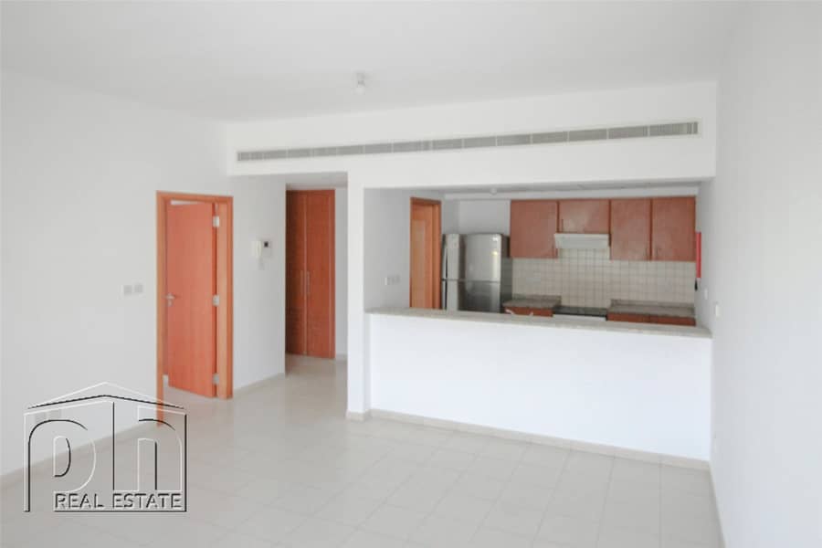 Available now | Excellent internal view