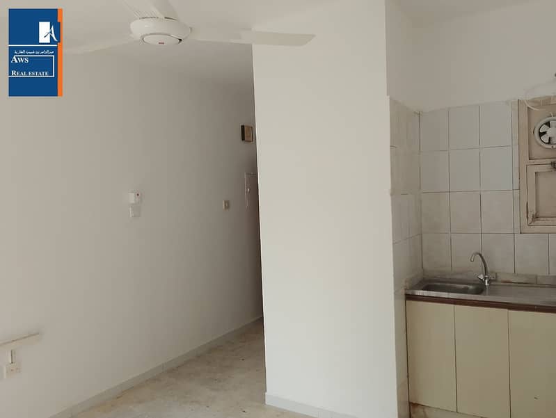 4 WhatsApp Image 2025-09-16 at 16.25. 36 (1). jpeg