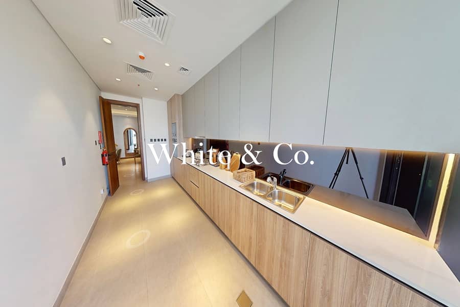 TOP FLOOR l HIGH-END FINISHES l BRAND NEW - Image 5