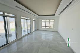 SPACIOUS 5 BEDROOMS FREEHOLD VILLA IN JVT