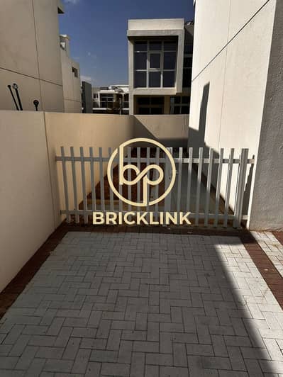 3 Bedroom Townhouse for Rent in DAMAC Hills 2 (Akoya by DAMAC), Dubai - WhatsApp Image 2026-01-07 at 04.50. 00. jpeg 3 Bedroom Townhouse for Rent in DAMAC Hills 2 (Akoya by DAMAC), Dubai - WhatsApp Image 2026-01-07 at 04.50. 00. jpeg