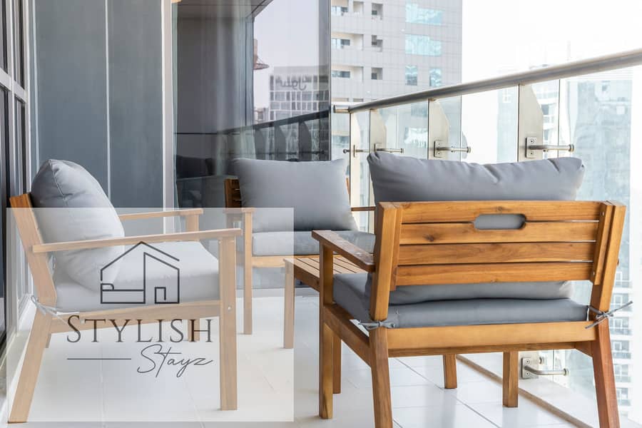 20 Avanti Balcony furniture. jpg