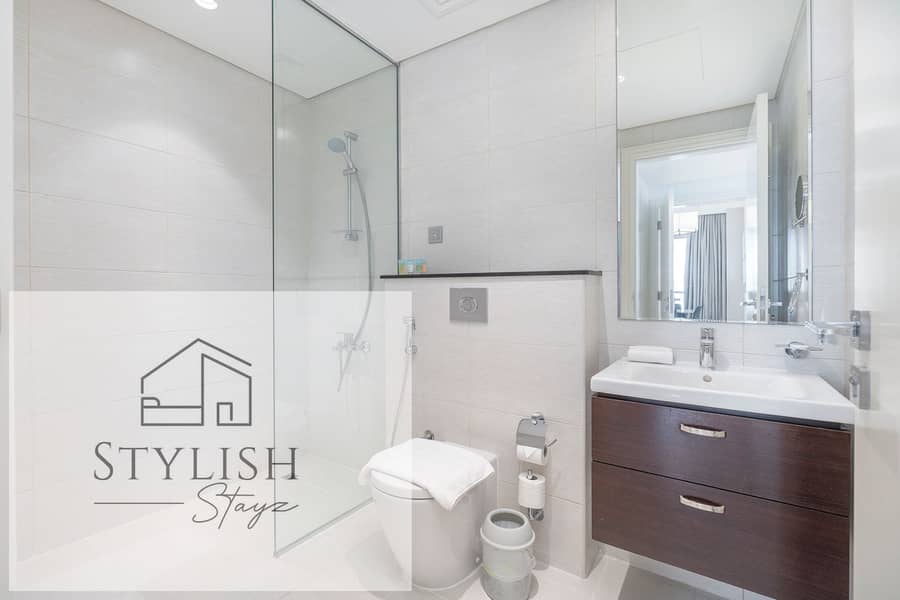 8 Avanti bathroom 2. jpg