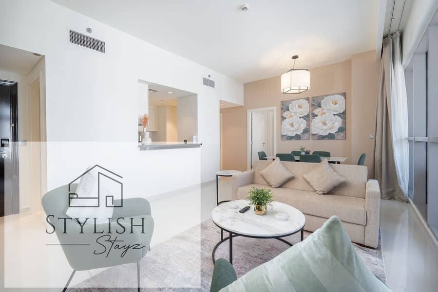 5 avanti livingroom overview. jpg