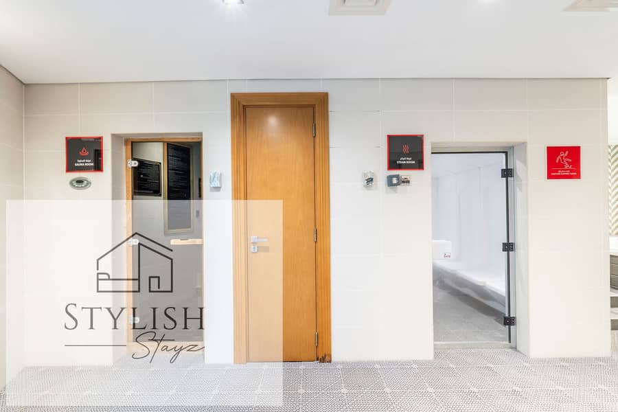 24 avanti sauna and steam room. jpg