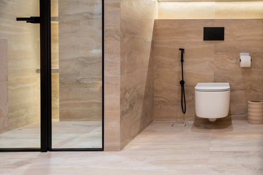 9 bathroom 4. jpg