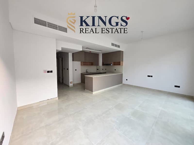 South Island 2BR Townhouse | Excellent Location - Image 4