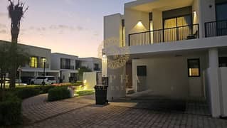 تاون هاوس في مها تاون هاوسز،تاون سكوير 4 غرف 240000 درهم - 13924361