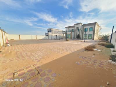 6 Camere Villa in Affitto a Al Rahmaniya, Sharjah - IMG-20260107-WA0050. jpg 6 Camere Villa in Affitto a Al Rahmaniya, Sharjah - IMG-20260107-WA0050. jpg