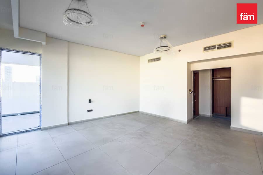 Spacious 2BR | TopFloor Corner | JVC | Maid - Image 11