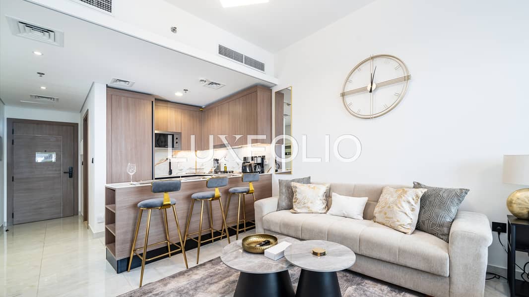 STYLISH AND CLASSY JVC STUDIO- AVAILABLE NOW - Image 9