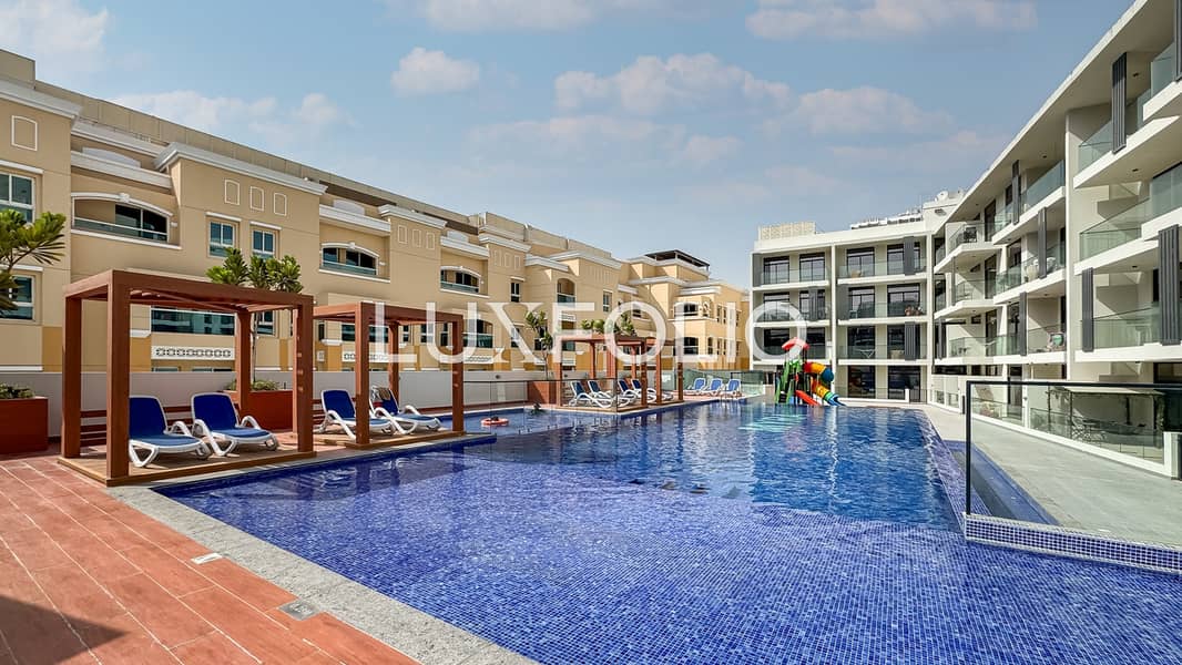 STYLISH AND CLASSY JVC STUDIO- AVAILABLE NOW - Image 23