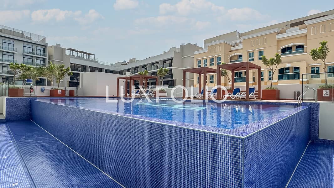 STYLISH AND CLASSY JVC STUDIO- AVAILABLE NOW - Image 24