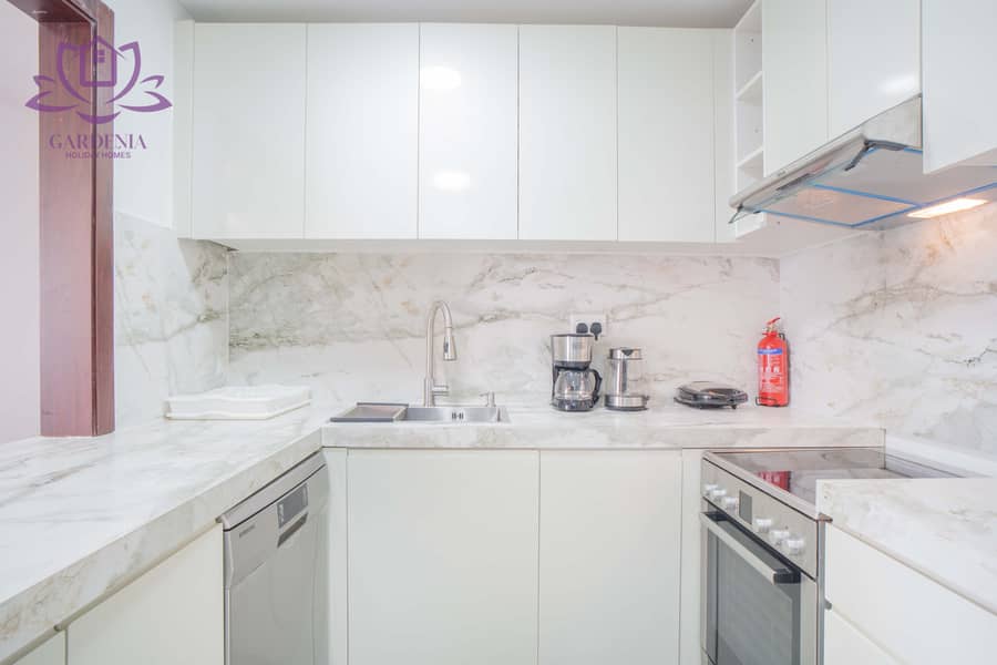 23 Kitchen 2. jpg