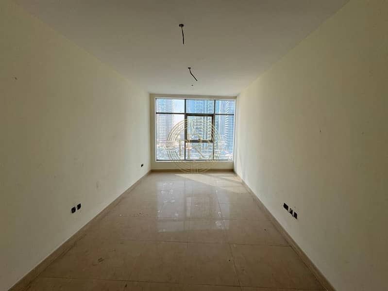 Premium Apartment I Contemporary Design & Comfort - Image 5