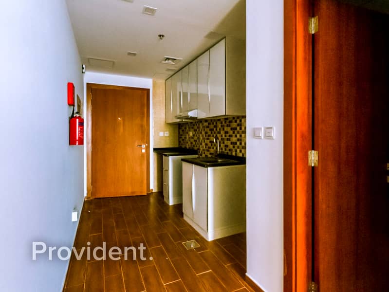 Tenanted Unit | Balcony | Prime Location Tenanted Unit | Balcony | Prime Location