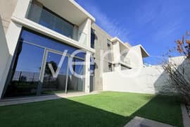 Vacant | Single Row | Landscaped