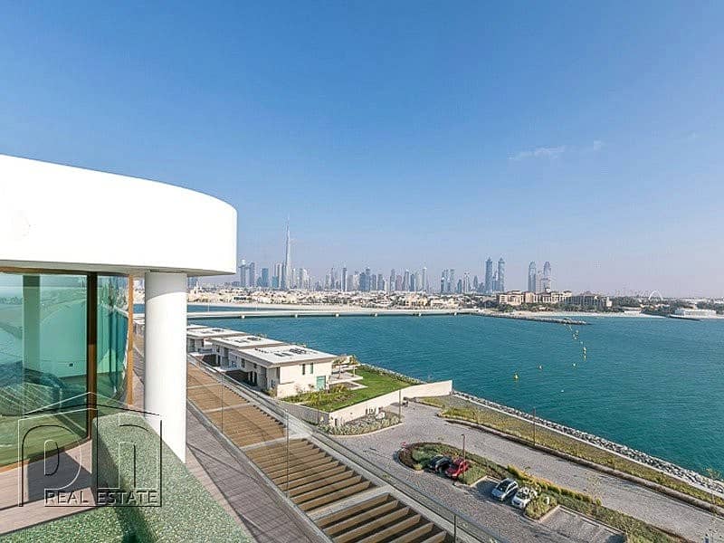 9 Stunning Full Floor Penthouse with Private pool