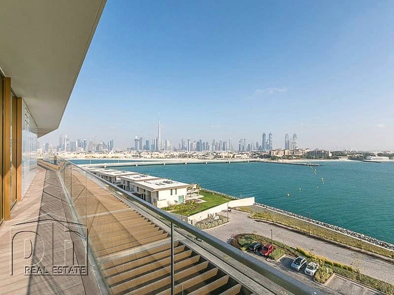 10 Stunning Full Floor Penthouse with Private pool