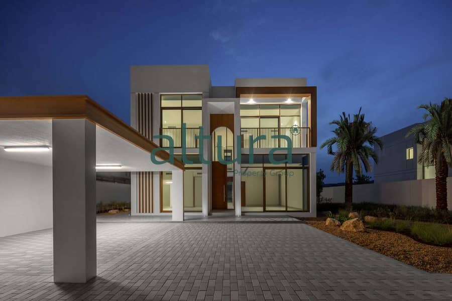 V4 Executive | Great Value Deal | Handed Over - Image 2