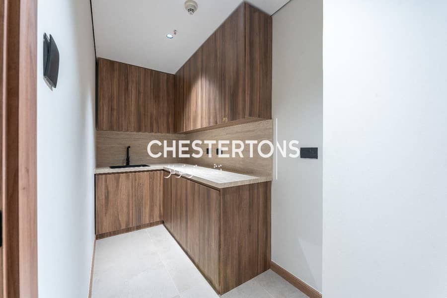 No Agent | New Fit Out | Furnished | Chiller Free - Image 13