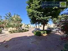 تاون هاوس في تاون هاوس قرية الحمراء،قرية الحمراء 4 غرف 110000 درهم - 13910309