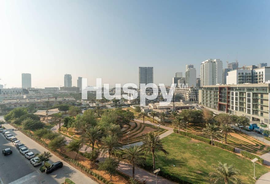 Park Views | Vacant | Mid Floor Park Views | Vacant | Mid Floor