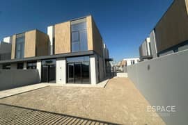 فیلا في مدن الرنيم 3،مدن الرنيم،مدن 4 غرف 4400000 درهم - 13948480