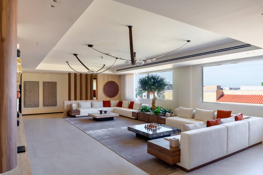 14 Living room 1. jpg