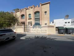 فیلا في المشرف 8 غرف 180000 درهم - 8645127