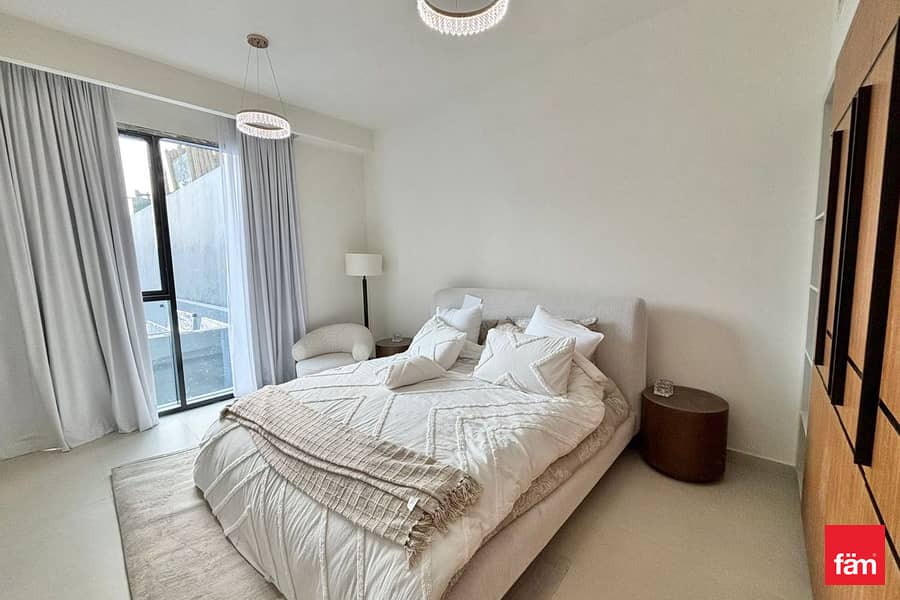 Brand New | Low Floor | Payment Plan | Pool View - Image 7