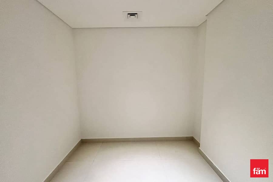 Brand New | Low Floor | Payment Plan | Pool View - Image 10