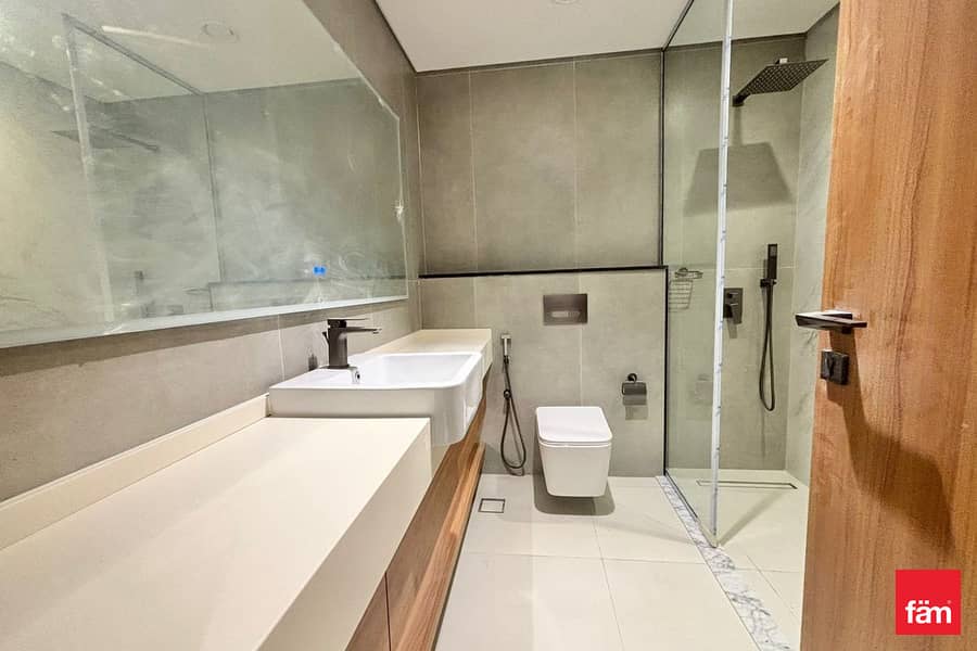 Brand New | Low Floor | Payment Plan | Pool View - Image 14