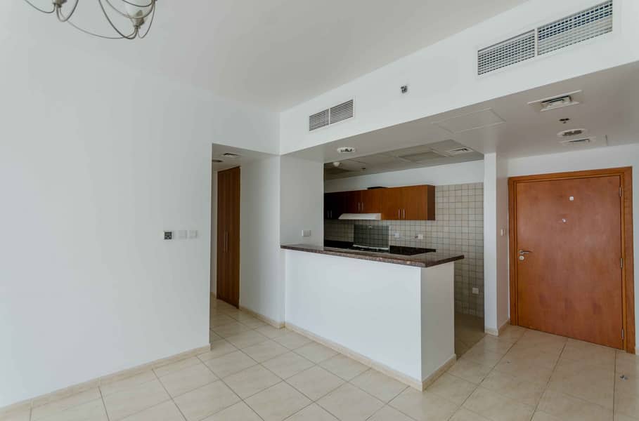 Spacious 2 Bedrooms | Swimming Pool View | Skycourts Tower