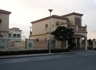 Motivated Seller| Big Plot| Vacant 2 bedroom Villa| Nice Location Motivated Seller| Big Plot| Vacant 2 bedroom Villa| Nice Location