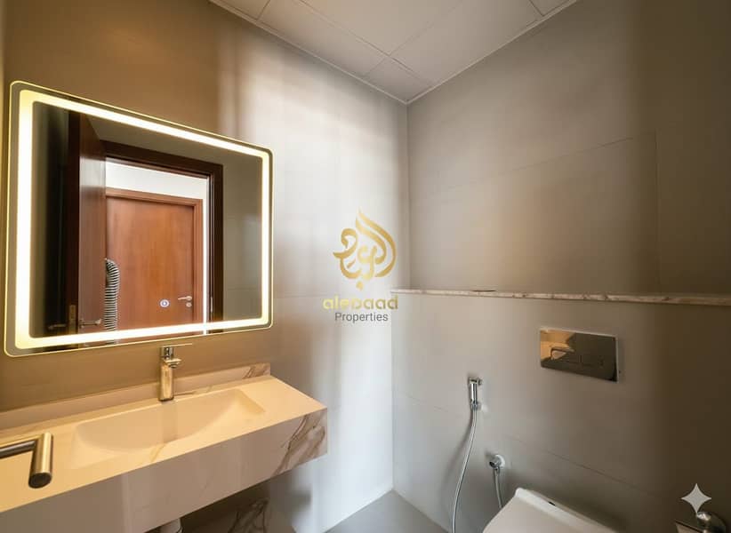 Book now Luxury Apartment Brand New BUILDING